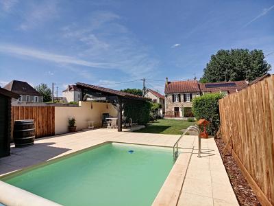 Charmante Maison De Village Avec Terrain Prive.
