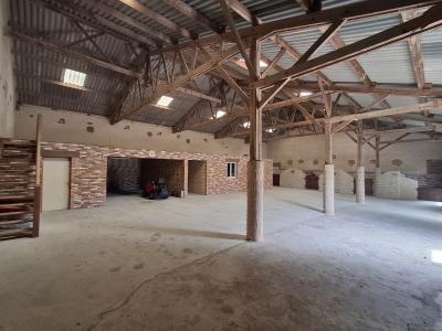 Detached Country House in 7 Hectares with Pond