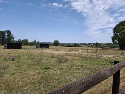 Detached Country House in 7 Hectares with Pond