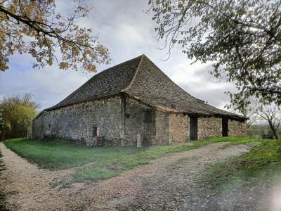 Superb Large Countryside Barn to Develop