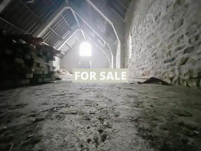 Huge Detached House to Renovate