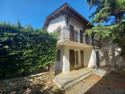 Delightful Property in Popular Village