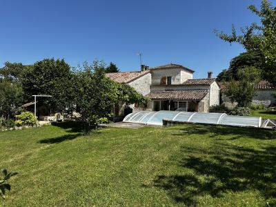 4 Bedrooms - House - Aquitaine - For Sale - 10968-ey