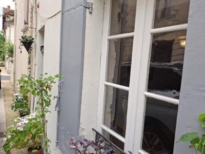 Pretty Town House, Ideal Holiday Home