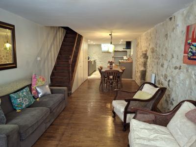 Pretty Town House, Ideal Holiday Home