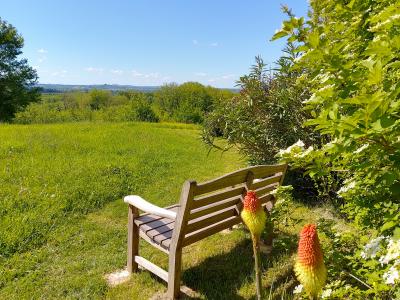 Detached Country House With Open Views and Outbuildings
