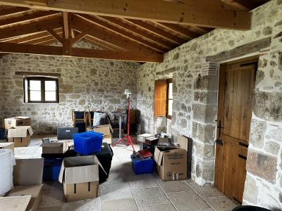 Detached Country House With Open Views and Outbuildings