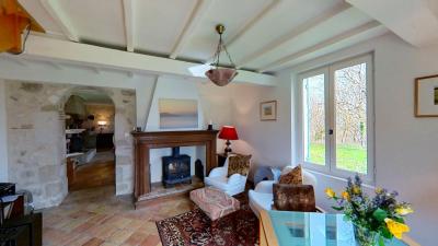 Detached Country House With Open Views and Outbuildings