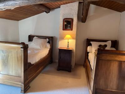 Country House with Swimming Pool and Open Views