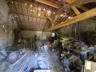 Habitable House to Improve, Great Location