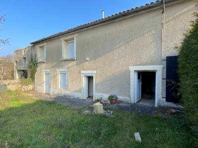 Habitable House with Cosy Cottage Interior to Improve