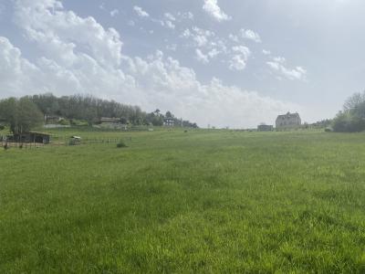 Terrains Dans Un Secteur Residentiel Tres Recherche, Avec Une Belle Vue Panoramique Sur La Campagne.