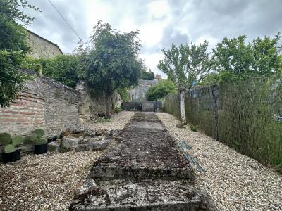 Ideal Holiday Home Property with Garden