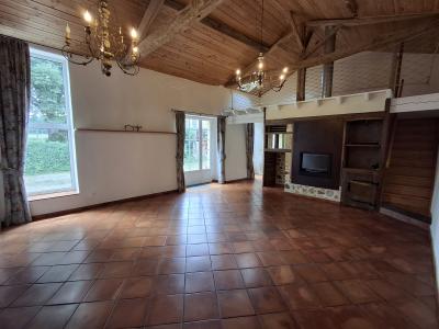 Beautiful Detached Country House with Outbuildings