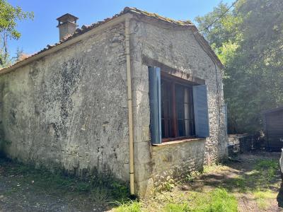 Lovely Character House with Outside Space