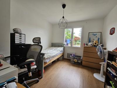 Beautiful Single Storey Villa with Swimming Pool