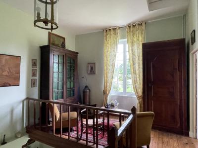 Detached Manor House with Pool and Land