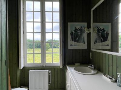 Detached Manor House with Pool and Land