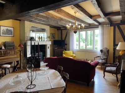 Detached Country House with Swimming Pool