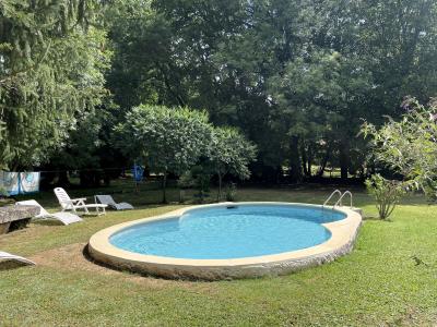 Detached Country House with Swimming Pool