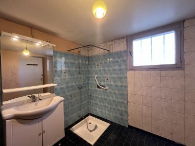 Detached House with Garden and Open View