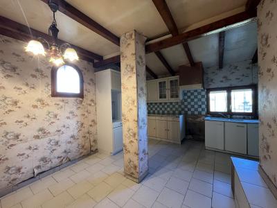 Detached House with Garden and Open View