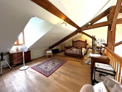 Farmhouse and Barn Conversion, Pool and Open Views