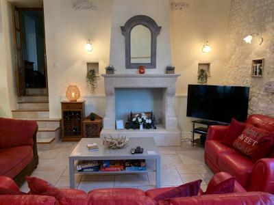 Farmhouse and Barn Conversion, Pool and Open Views