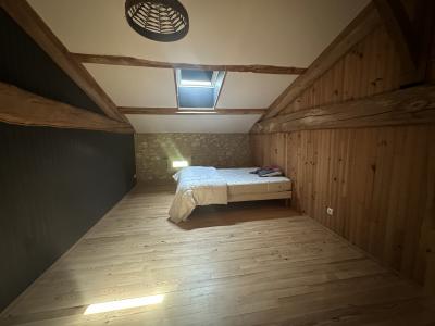 Detached House with Outbuilding and Swimming Pool