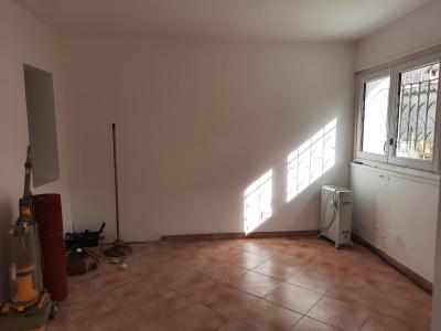 Detached House with Nice Garden