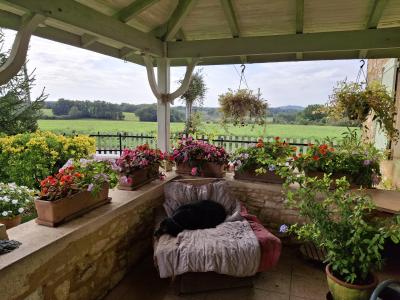 Detached Country House with Outbuilding