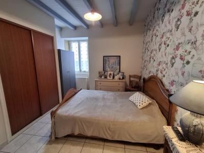 Detached Country House with Outbuilding