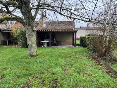 Traditional House with Garden