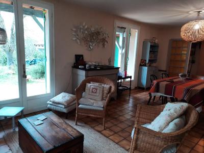 Detached House with Lovely Mature Garden