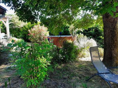 Detached House with Lovely Mature Garden