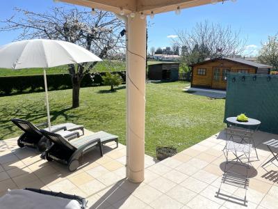 Beautiful Detached House with Lovely Garden