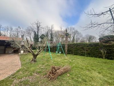 Detached House with Garden