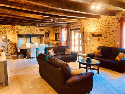 Propriete A Monpazier Entierement Renovee Comprenant Une Maison D\\\'habitation Avec Gites