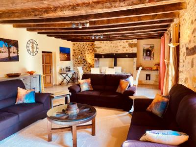 Propriete A Monpazier Entierement Renovee Comprenant Une Maison D\\\'habitation Avec Gites