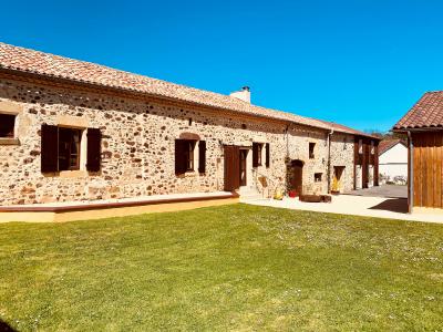 Propriete A Monpazier Entierement Renovee Comprenant Une Maison D\\\'habitation Avec Gites