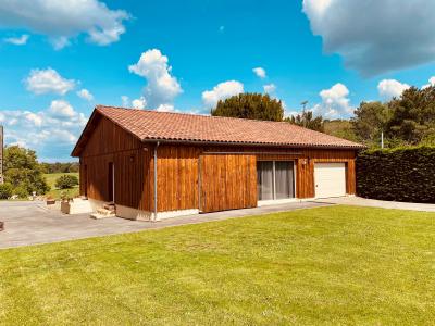 Propriete A Monpazier Entierement Renovee Comprenant Une Maison D\\\'habitation Avec Gites