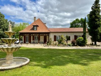 Propriete Au Bord De La Dordogne