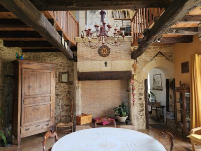 Magnificent Detached Country House with Outbuildings