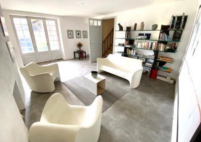 Beautifully Presented Period Property with Garden