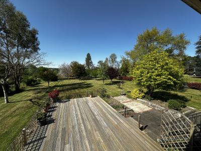 Detached House with Garden and Open Views