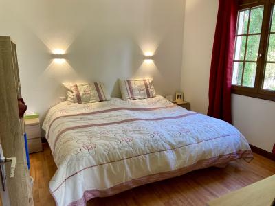 Detached Country House with Landscaped Garden