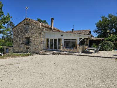 Main House, Guest Cottage ad Swimming Pool