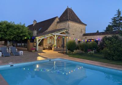 Manor House with Pool and Parkland Gardens