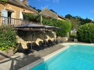 Detached Country House with Swimming Pool