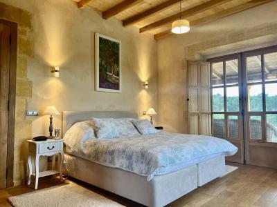 Detached Country House with Pool and Open Views